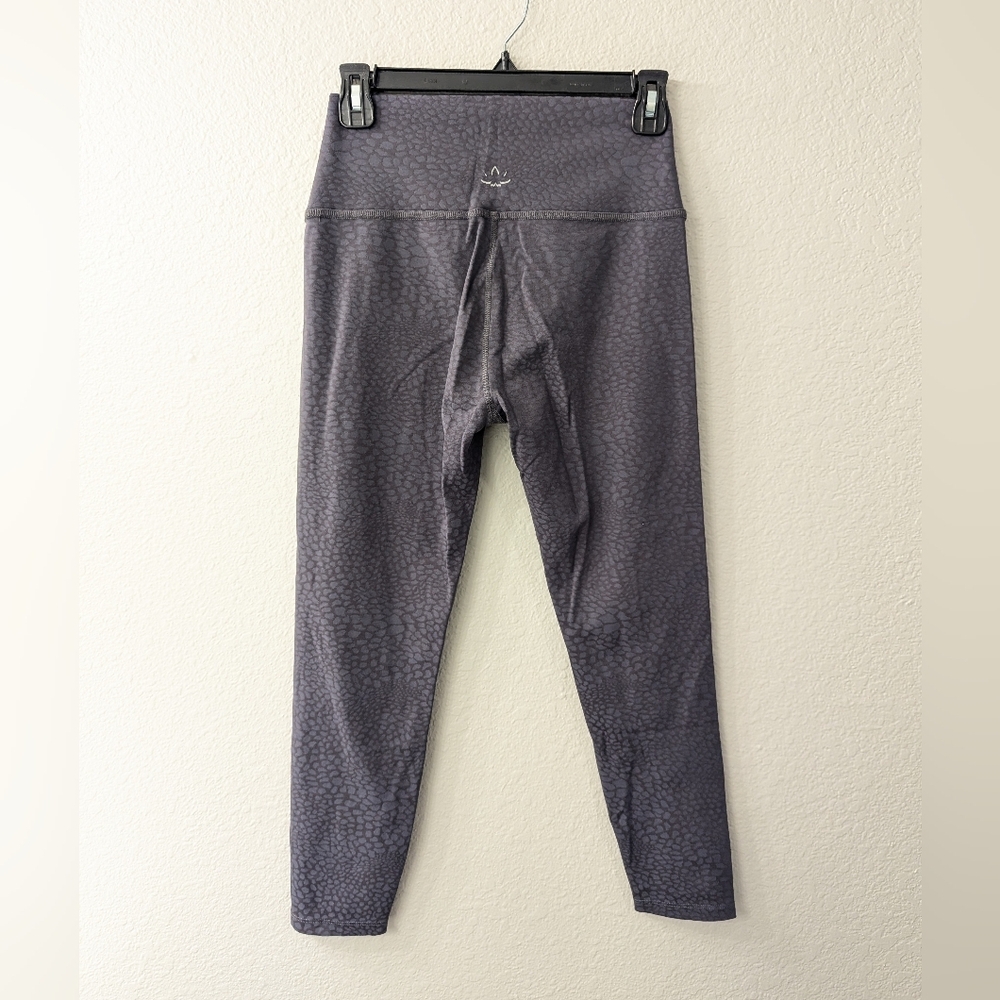 Beyond Yoga Gray Leggings